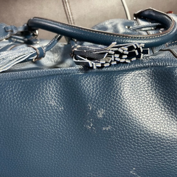 TIGNANELLO LARGE BLUE TASSEL PURSE. - Picture 9 of 9